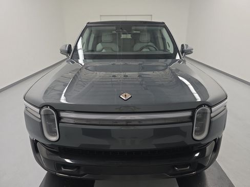 Used 2025 Rivian R1S Adventure AWD/4WD image 8