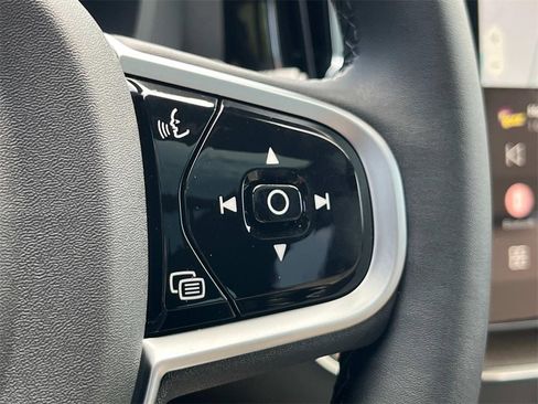 Certified 2026 Volvo XC60 B5 Plus w/ Protection Package Premier AWD/4WD image 29