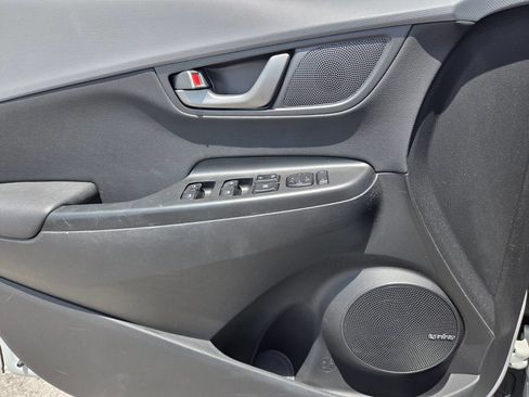 Used 2021 Hyundai Kona Ultimate FWD image 21
