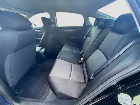 Used 2021 Honda Accord LX image 22