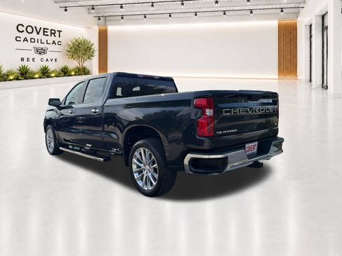 Used 2022 Chevrolet Silverado 1500 LT RWD image 8