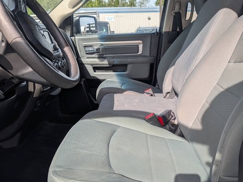 Used 2013 RAM 1500 Classic SLT w/ Premium Display Pkg AWD/4WD image 19
