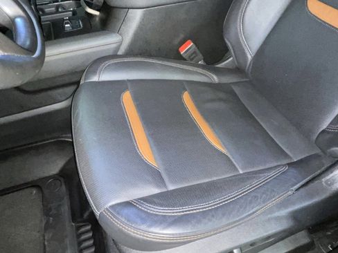 Used 2024 GMC Sierra 1500 AT4 w/ Technology Package image 23