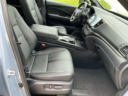 Used 2025 Honda Ridgeline TrailSport image 20