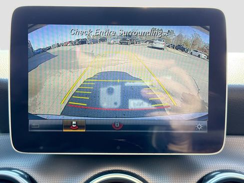 Used 2020 Mercedes-Benz GLA 250 image 31