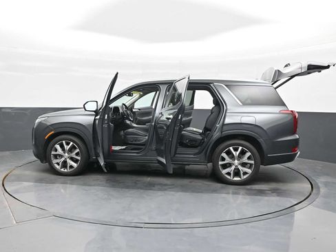 Used 2022 Hyundai Palisade SEL w/ Premium Package AWD/4WD image 39