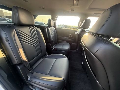 Used 2026 Hyundai Palisade SEL Premium AWD/4WD image 15