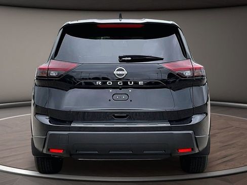 New 2026 Nissan Rogue SV w/ Cold Weather Package FWD image 4