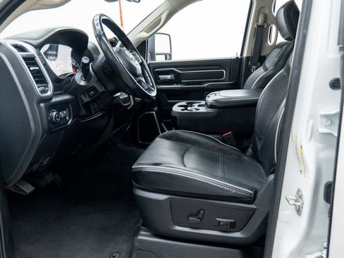 Used 2023 RAM 2500 Laramie AWD/4WD image 29
