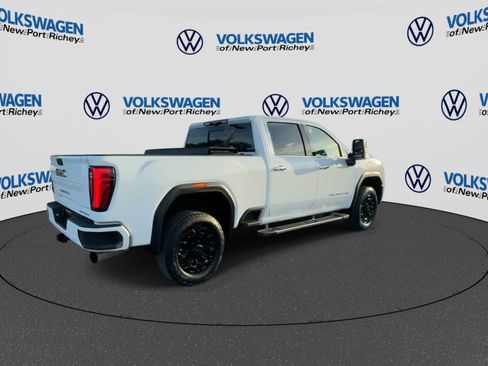 Used 2025 GMC Sierra 3500 Denali w/ Denali Reserve Package AWD/4WD image 8