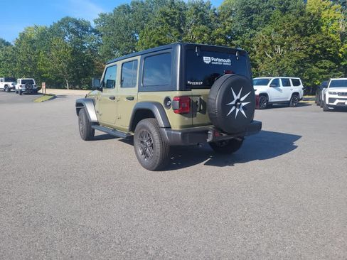 Used 2026 Jeep Wrangler Unlimited Sport AWD/4WD image 6