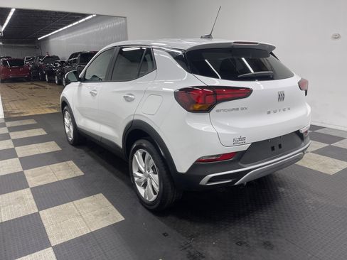 Used 2026 Buick Encore GX Preferred w/ Comfort Package image 2