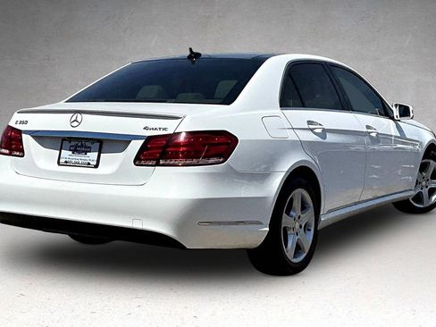Used 2015 Mercedes-Benz E 350 4MATIC Sedan image 6
