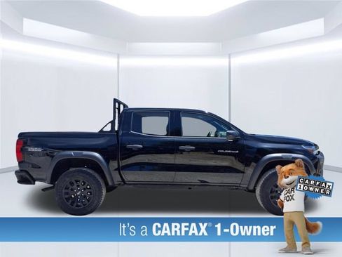 Used 2024 Chevrolet Colorado Trail Boss w/ Advanced Trailering Package AWD/4WD image 4