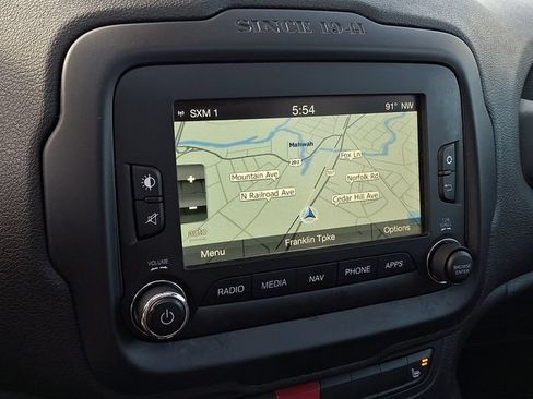 Used 2016 Jeep Renegade Limited AWD/4WD image 18