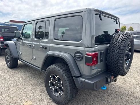 Used 2022 Jeep Wrangler Unlimited Rubicon 4xe w/ Cold Weather Group AWD/4WD image 7