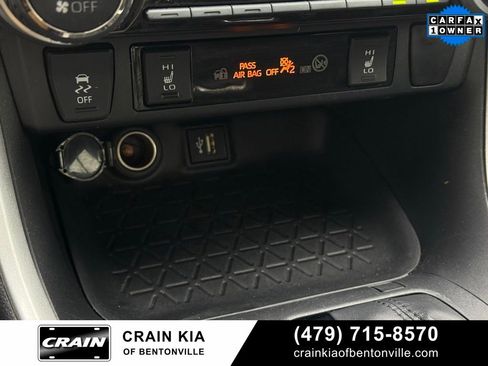 Used 2024 Toyota RAV4 SE w/ Convenience Package image 19