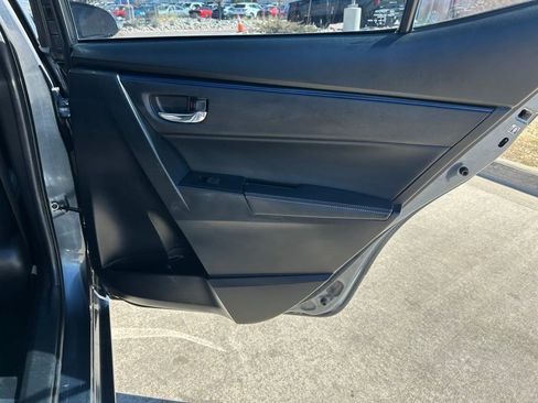 Used 2018 Toyota Corolla SE image 27
