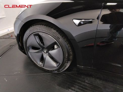 Used 2019 Tesla Model 3 Long Range image 31