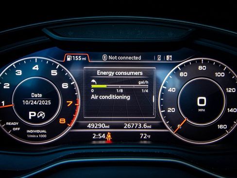 Used 2020 Audi Q5 2.0T Titanium Premium Plus w/ Premium Plus Package image 34