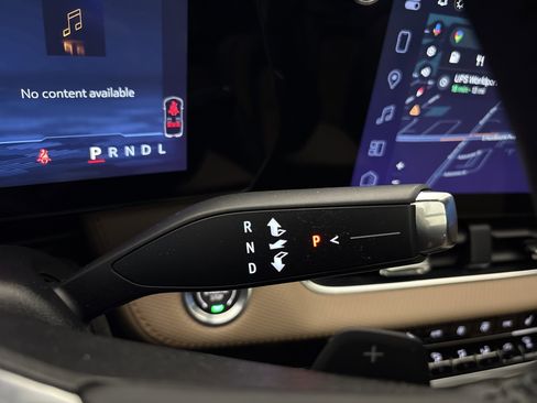 Used 2026 Chevrolet Equinox ACTIV w/ Safety and Technology Package image 24