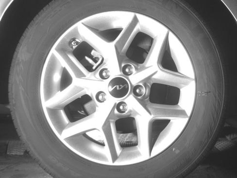 Used 2025 Kia Soul LX w/ LX Technology Package FWD image 15