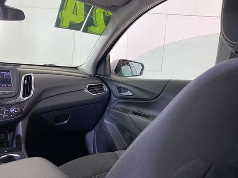 Used 2024 Chevrolet Equinox LT image 11