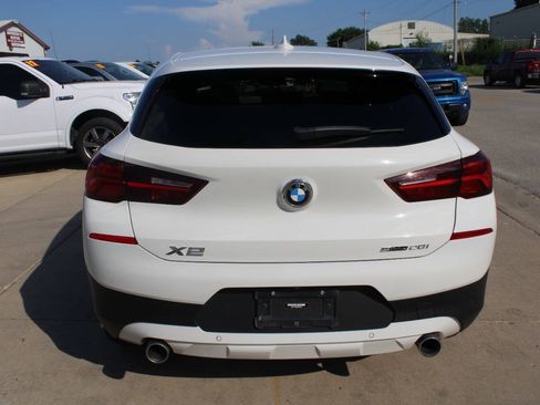 Used 2022 BMW X2 sDrive28i w/ Convenience Package FWD image 3
