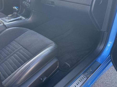 Used 2023 Dodge Charger R/T w/ Daytona Edition Group RWD image 31