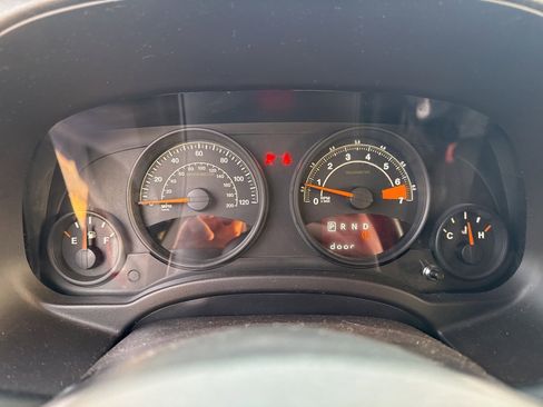 Used 2014 Jeep Patriot Sport w/ Power Value Group image 9