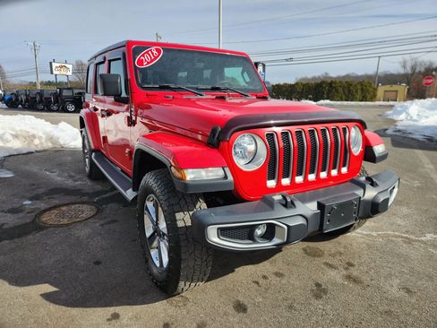 Used 2018 Jeep Wrangler Unlimited Sahara image 19