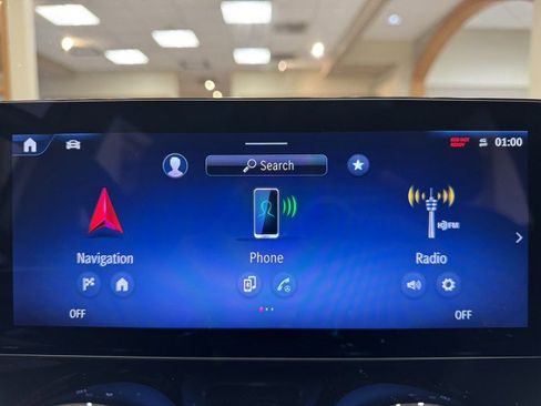 Certified 2025 Mercedes-Benz GLB 250 image 11