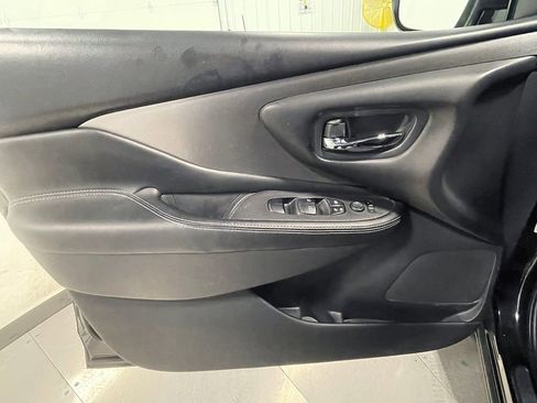 Used 2019 Nissan Murano SV AWD/4WD image 20