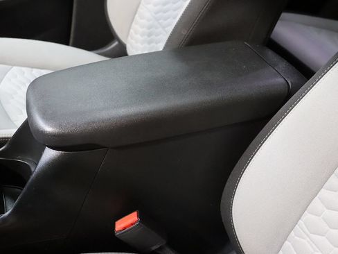 Used 2020 Chevrolet Equinox LT FWD image 54