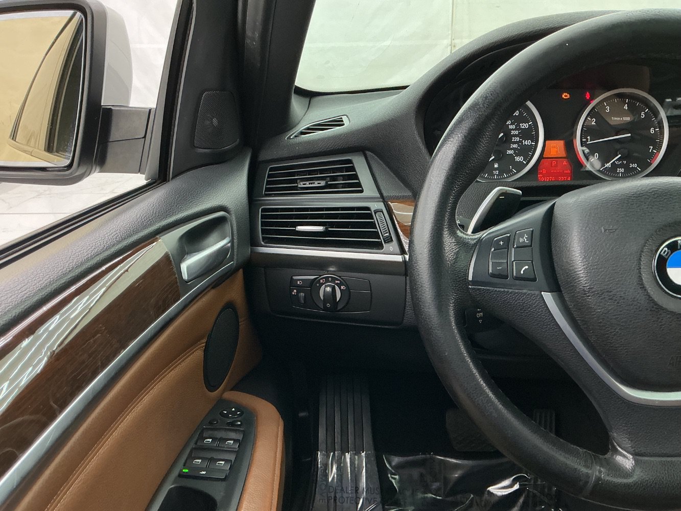 Used 2013 BMW X6 xDrive35i AWD/4WD image 33