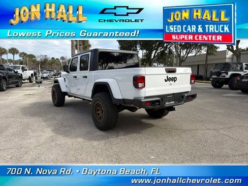 Used 2023 Jeep Gladiator Sport image 10