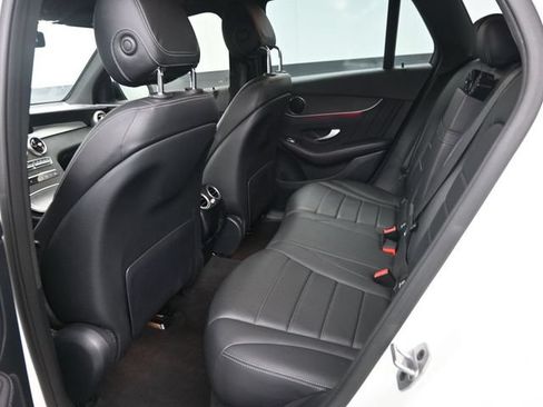 Used 2022 Mercedes-Benz GLC 300 4MATIC image 18