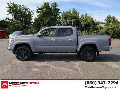 Certified 2020 Toyota Tacoma SR5 AWD/4WD image 6