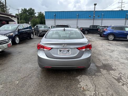Used 2013 Hyundai Elantra GLS w/ Preferred Pkg FWD image 10