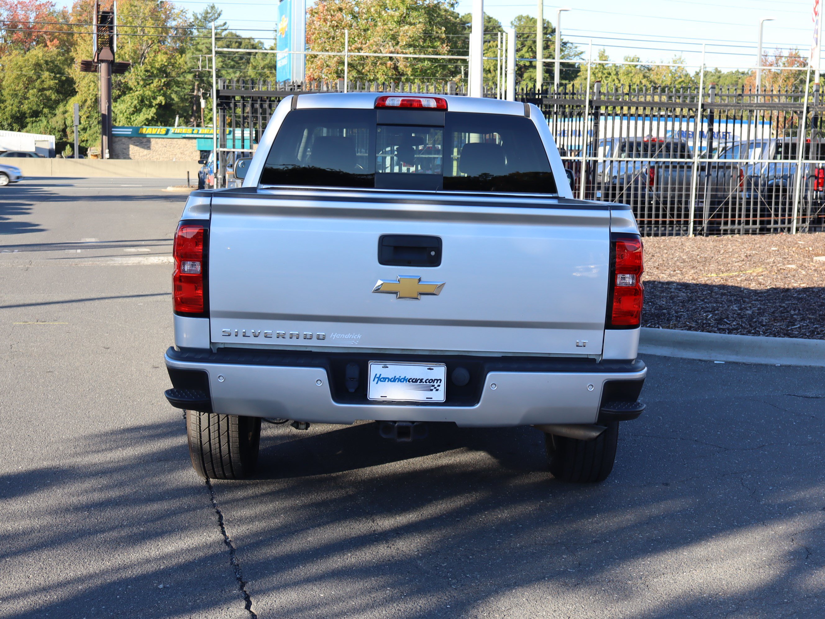 Used 2018 Chevrolet Silverado 1500 LT w/ All Star Edition AWD/4WD image 9