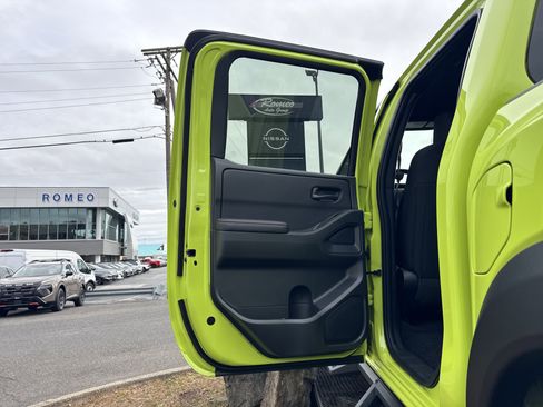 New 2026 Nissan Frontier PRO-4X w/ Pro-4x Convenience Package image 24