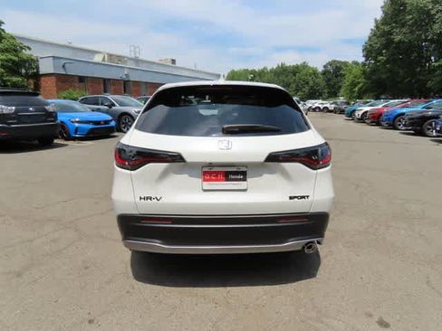New 2026 Honda HR-V Sport image 5