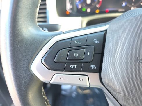 Used 2023 Volkswagen Atlas SEL image 16