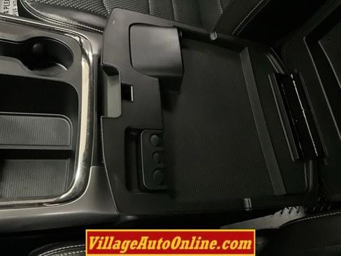 Used 2016 RAM 1500 Sport w/ Black Ram 1500 Sport Group AWD/4WD image 23