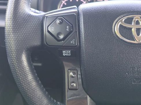 Used 2023 Toyota 4Runner TRD Off-Road Premium AWD/4WD image 20