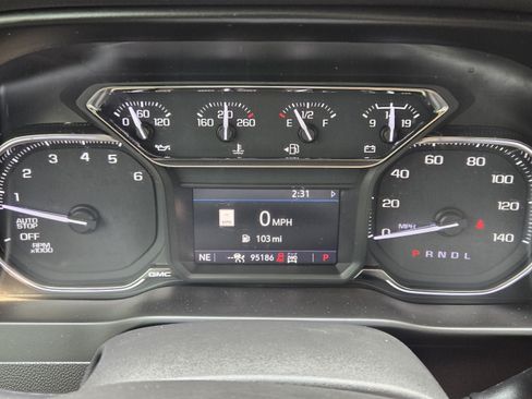Used 2021 GMC Sierra 1500 SLT w/ SLT Premium Plus Package AWD/4WD image 11