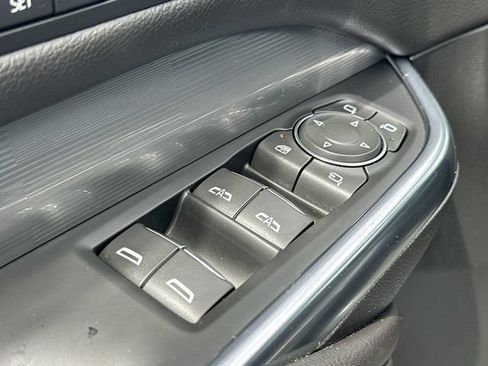 Certified 2025 Cadillac XT4 Premium Luxury FWD image 23