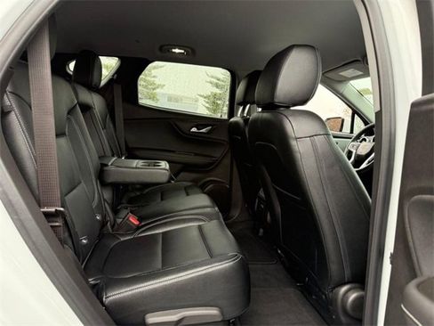Used 2024 Chevrolet Blazer LT w/ Driver Confidence Package image 10