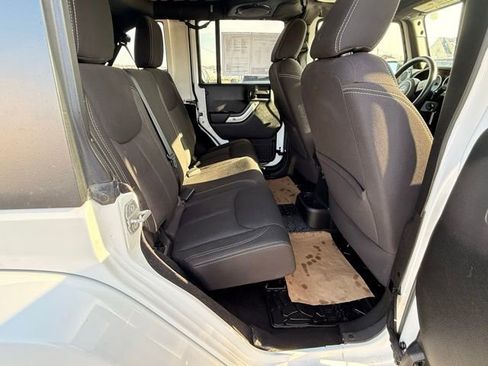 Used 2014 Jeep Wrangler Unlimited Sahara w/ Dual Top Group image 14