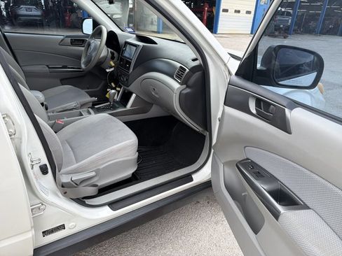 Used 2011 Subaru Forester 2.5X AWD/4WD image 19